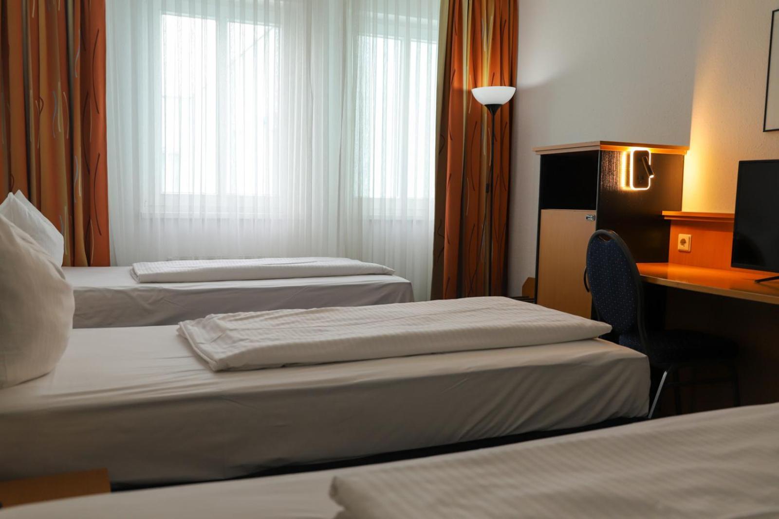 Hotel Am Suedtor Backnang Exterior photo